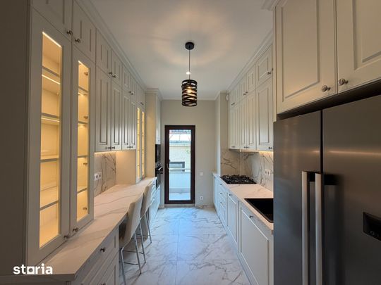 Apartament 3 camere + birou în vilă superbă | Strada Paris | Renovat i - Photo 1