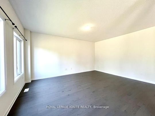 For Lease - 126 Gildersleeve Boulevard, Loyalist, Ontario - Photo 1