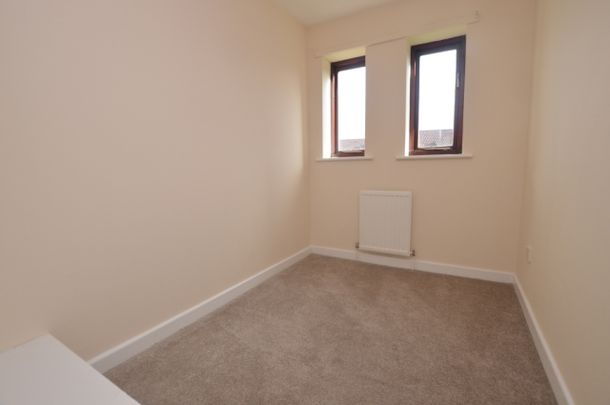 3 Bedroom Detached House - Photo 1