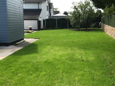 4 bedroom detached house to rent - Photo 5