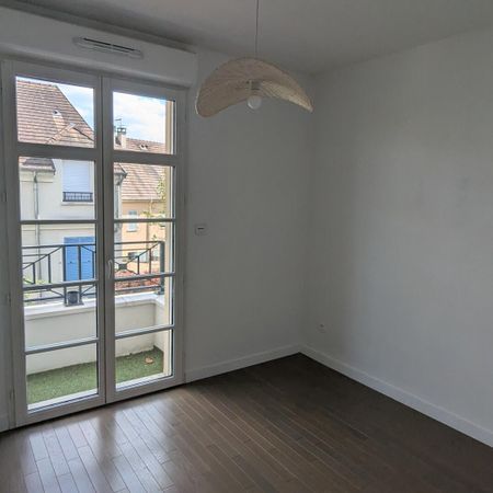 location Appartement T3 DE 64m² À ANDRESY - Photo 3