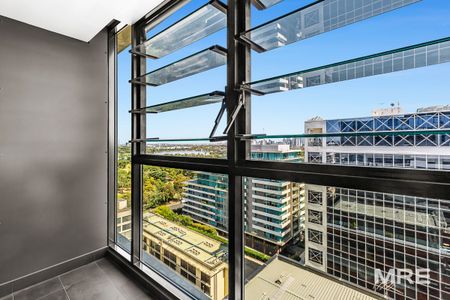 1611/568 St Kilda Road, Melbourne - Photo 2