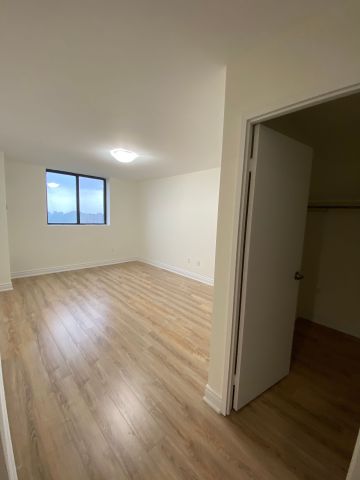 For Lease - 7601 Bathurst Street Unit# 1505, Vaughan, Ontario - Photo 4