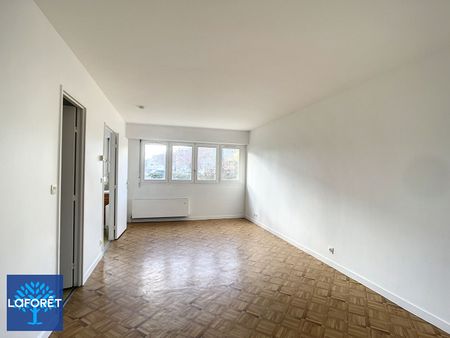 Apartment - Photo 3