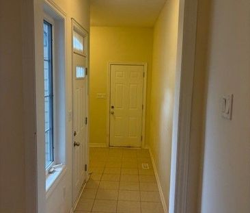 For Lease - 7 Village Gate Drive, Wasaga Beach, Ontario - Photo 4