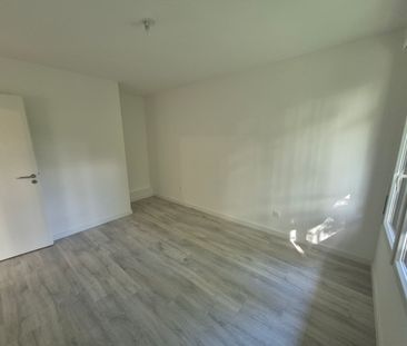 Location Appartement 2 pièces 43m² SECLIN 59113 - Photo 3
