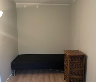 Hammarkroken, Angered - Photo 1