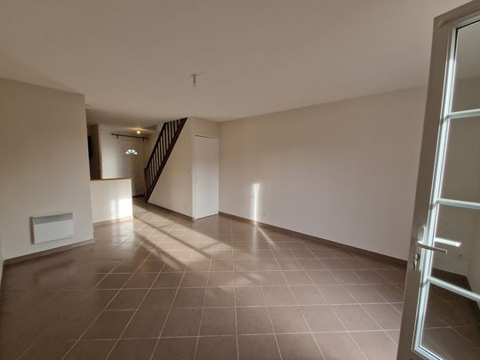 Location Maison 3 pièces 62m² ST MARTIN D ABBAT 45110 - Photo 1