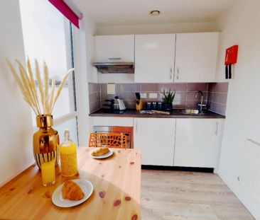 Gold Studio - Photo 4