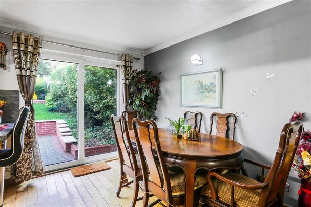 4 bedroom semi-detached house to rent - Photo 1