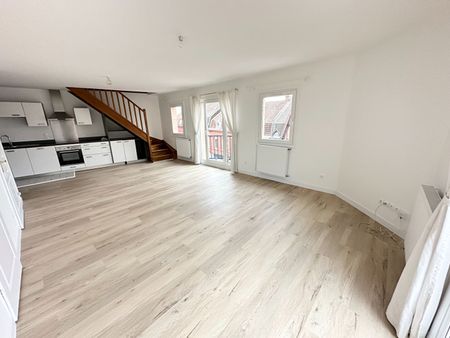 Location Appartement 4 pièces 99m² - Photo 3