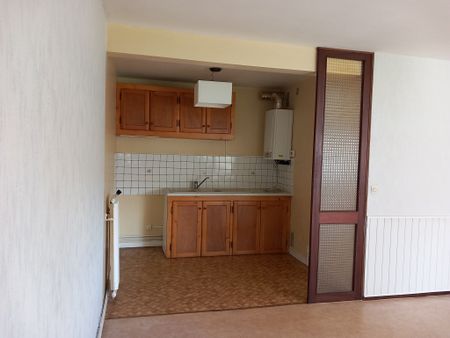 Location Appartement 2 pièces 43m² MARMANDE 47200 - Photo 3
