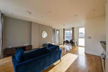 Skylark Point, East Village, Stratford, E20 - Photo 5