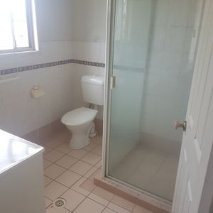 Upper Coomera - Photo 3