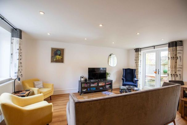 2 bedroom semi-detached house to rent - Photo 1