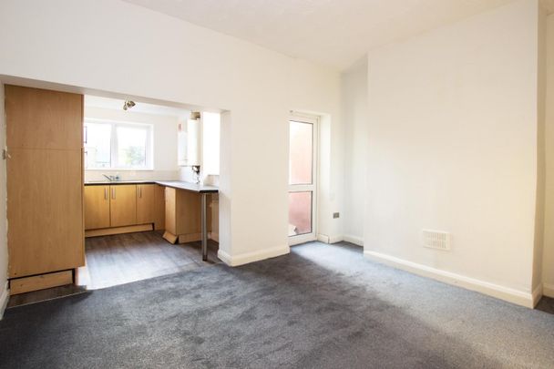 2 bedroom House To Let - Photo 1