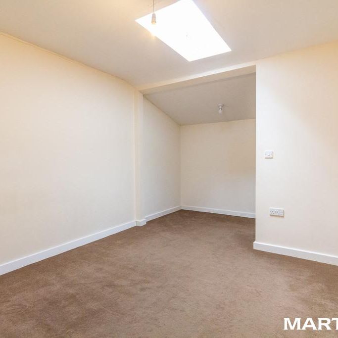 2 bedroom penthouse to rent - Photo 1