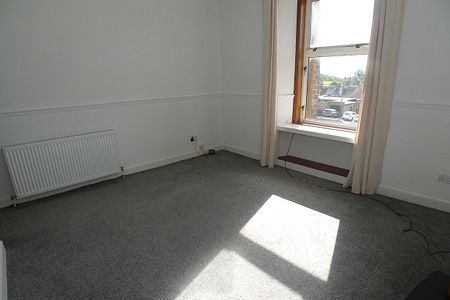 Property to let in Dundee - Photo 4