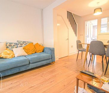 2 bedroom terraced house to rent - Photo 3