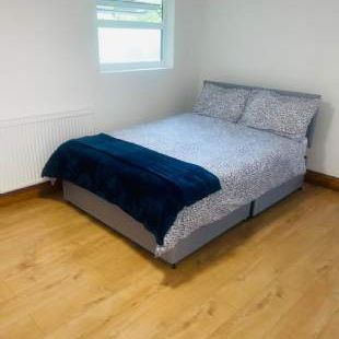 1 bedroom property to rent in Isleworth - Photo 1