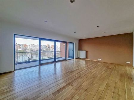 Appartement te huur - Foto 4