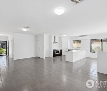 Beautifully Built in Baldivis - Photo 1