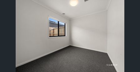 Brand New Family Home in Peaceful Aintree Location - Photo 2