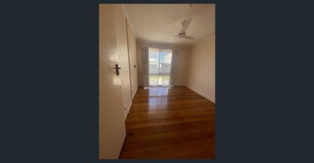 Comfortable Living in Hallam's Heart - Photo 2