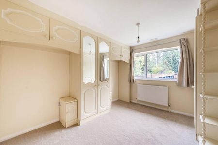 3 bedroom semi-detached house to rent - Photo 5