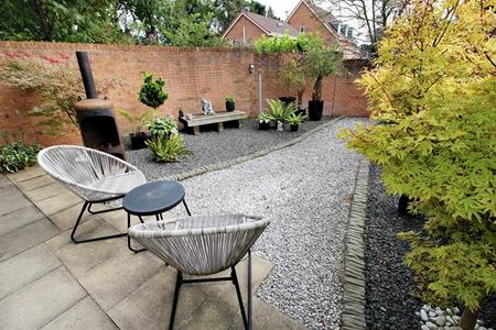 3 bedroom detached house to rent - Photo 2