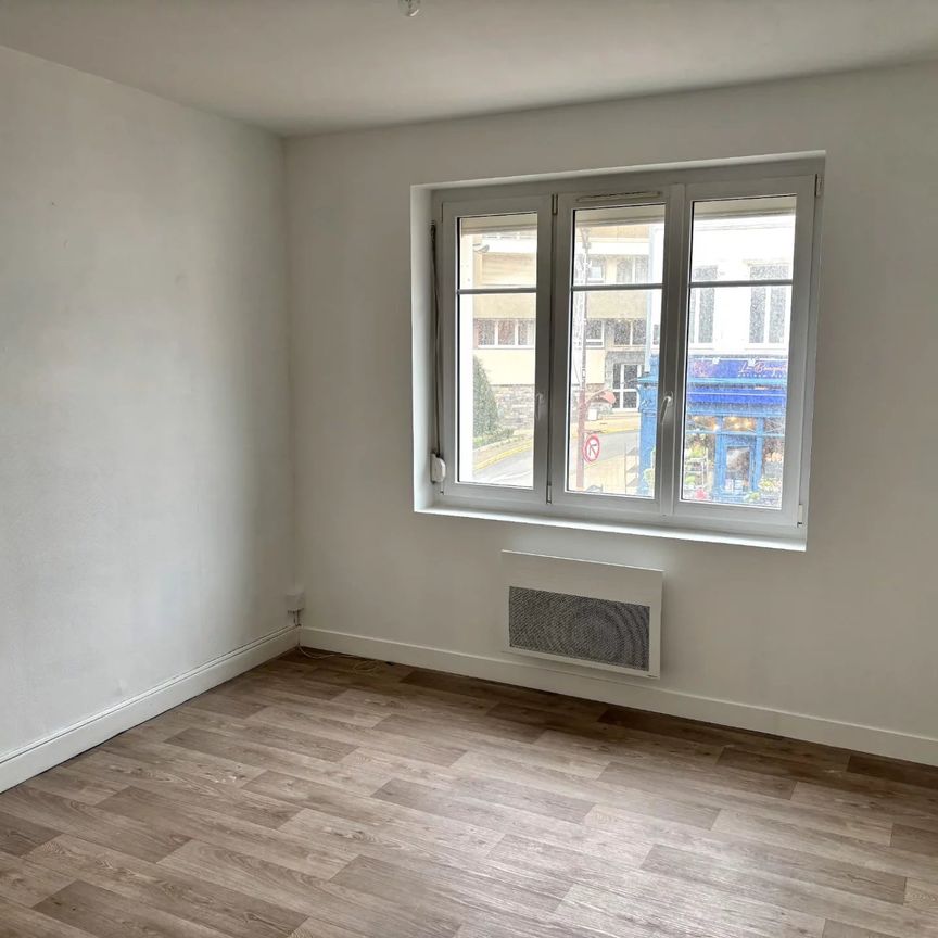 Location Appartement 2 pièces 33m² BOULOGNE SUR MER 62200 - Photo 1