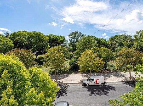 Avenida de Sidónio Pais, Lisbon, Lisbon 1050-215 - Photo 1