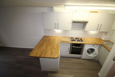 1 bedroom terraced house to rent - Photo 5