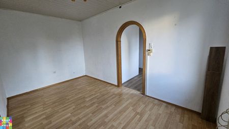Zweizimmerwohnung mit unbefristetem Mietvertrag am Bahnhof – Ein Monat mietfrei gegen Selbstsanierung - Foto 2