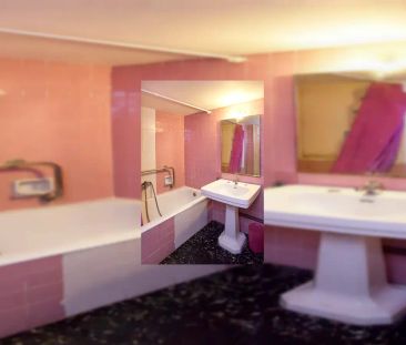 Room in a shared 12-bedroom apartment for rent in el Putget i Farró with all bills included, ideal for professionals or students. - Foto 5