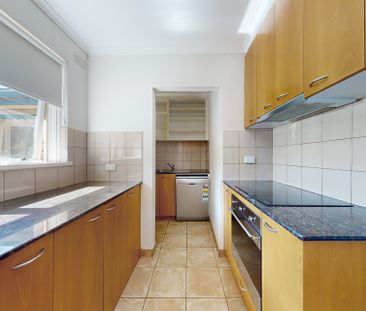 Outstanding Essendon Location! - Photo 4