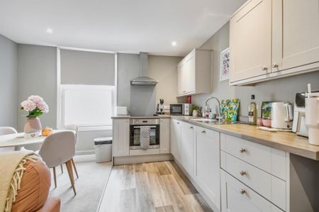 1 bedroom apartment to rent - Photo 4