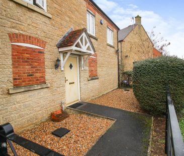 2 bedroom property to rent - Photo 1