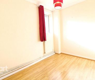 2 bedroom end of terrace house to rent - Photo 5