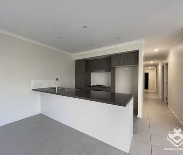 IMMACULATELY FAMILY HOUSE - Photo 3