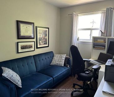 For Lease - 30 Collins Crescent Unit# Main, Aurora, Ontario - Photo 4
