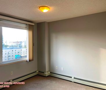 COZY 2 BED, 1 BATH, 6TH FLOOR APARTMENT WITH AN ASSIGNED PARKING ST... - Photo 5