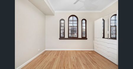 New York meets Petersham in newly refurbished residence - Also known as 544 Parramatta Road. - Photo 2