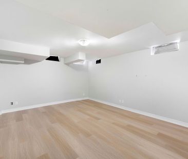 For Lease - 2352 Steeplechase Street, Oshawa, Ontario - Photo 3