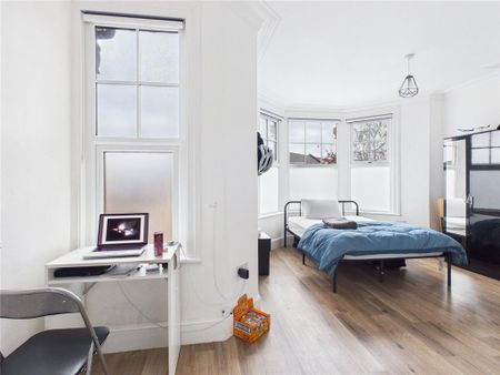 7 bedroom semi-detached house to rent - Photo 4