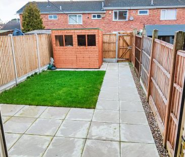 2 bedroom terraced house to rent - Photo 3