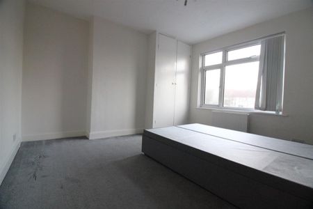 Petts Hill, Northolt - Photo 4