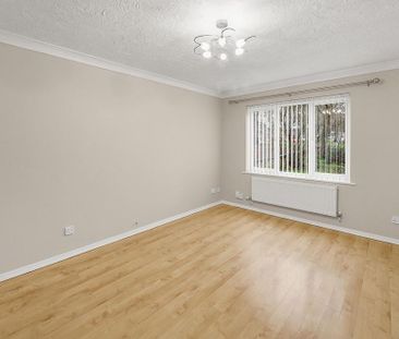 3 bedroom detached house to rent - Photo 3