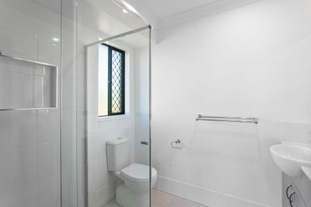 Great Location - Low Maintenance - Photo 2