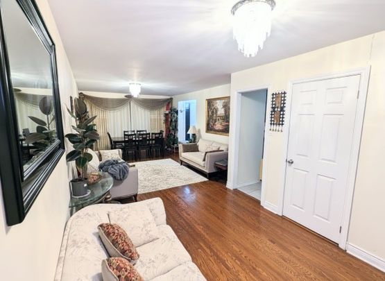 For Lease - 897 Consort Crescent Unit# Main, Mississauga, Ontario - Photo 1